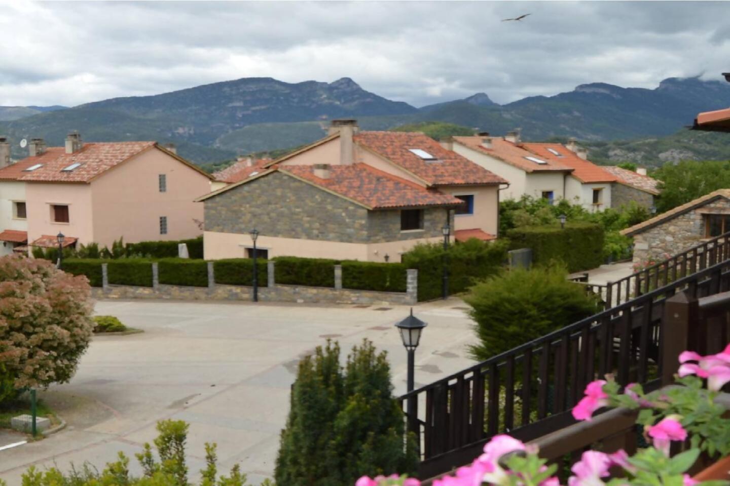 Duplex La Valle Ordesaainsa Laspuña Eksteriør billede