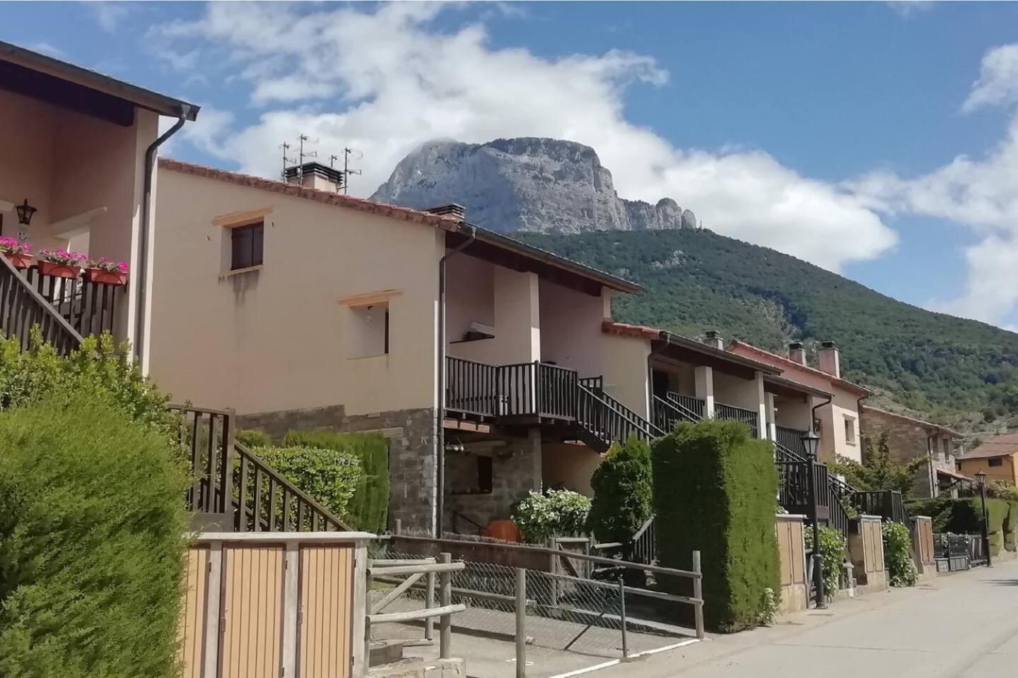 Duplex La Valle Ordesaainsa Laspuña Eksteriør billede